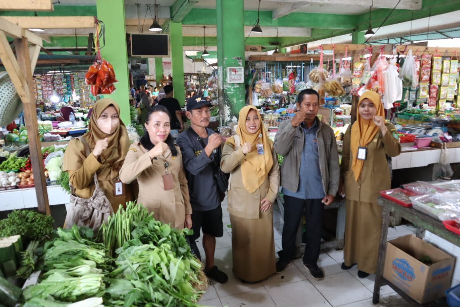 Monev PAS AMAN Dinas Ketahanan Pangan di Pasar Kemuning