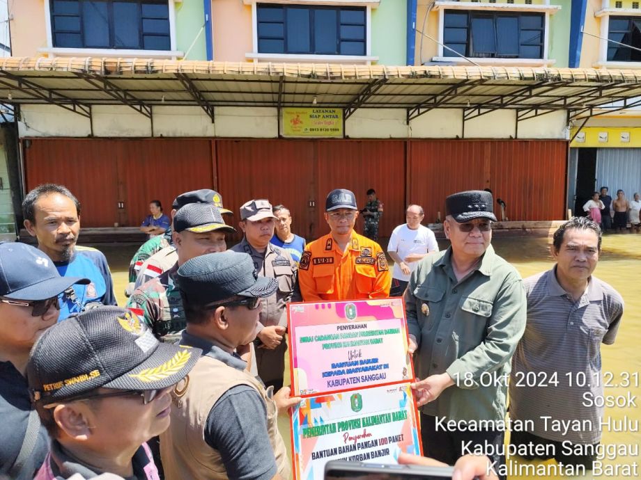 Pemerintah Prov Kalbar salurkan Bantuan Bahan Pangan untuk korban banjir sosok